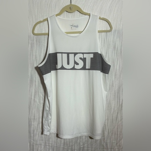 Nike White Tank Top with Black Accents size Large - Picture 1 of 3